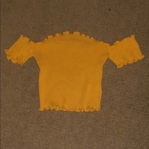 OFF THE SHOULDER MUSTARD TOP